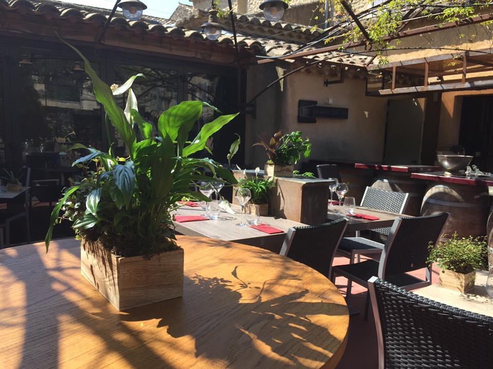 Hotel Le Vieux Bistrot Cabrières-dʼAvignon Esterno foto