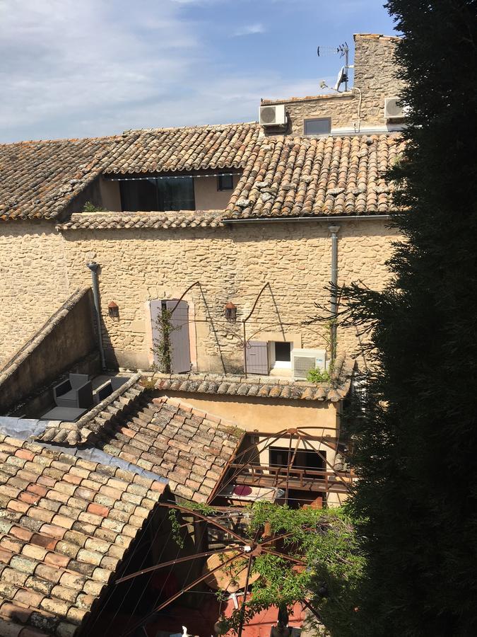 Hotel Le Vieux Bistrot Cabrières-dʼAvignon Esterno foto